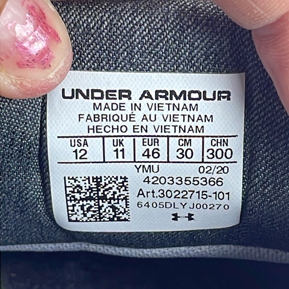 (A) Under Armour Men's Street Comfort Sneakers
Encounter Wool 101 Grey
Size 12 - Picture 10 of 11